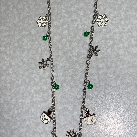 NWT Christmas/Holiday Necklace - Picture 4 of 8